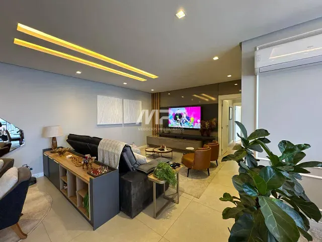 Apartamento com 203m² 3 quartos e 4 banheiros, à venda, no bairro Jardim Carvalho em Ponta Grossa