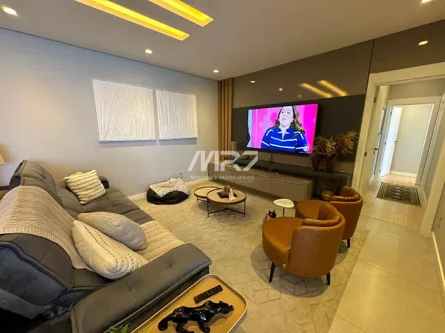 Apartamento com 203m² 3 quartos e 4 banheiros, à venda, no bairro Jardim Carvalho em Ponta Grossa