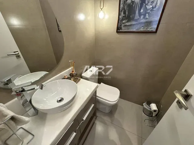 Apartamento com 203m² 3 quartos e 4 banheiros, à venda, no bairro Jardim Carvalho em Ponta Grossa