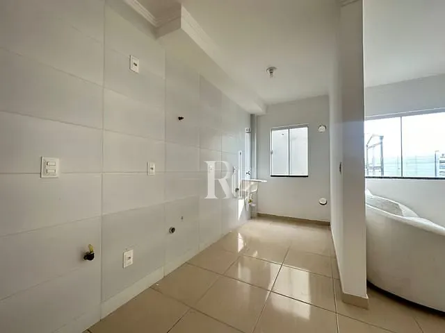 Apartamento 2 quartos e 1 banheiro, à venda, no bairro XV de Novembro em Tijucas