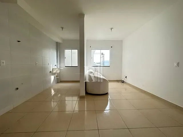 Apartamento 2 quartos e 1 banheiro, à venda, no bairro XV de Novembro em Tijucas