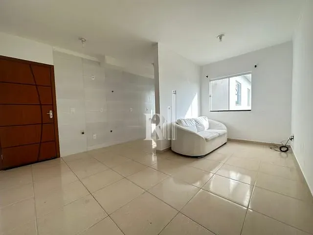 Apartamento 2 quartos e 1 banheiro, à venda, no bairro XV de Novembro em Tijucas
