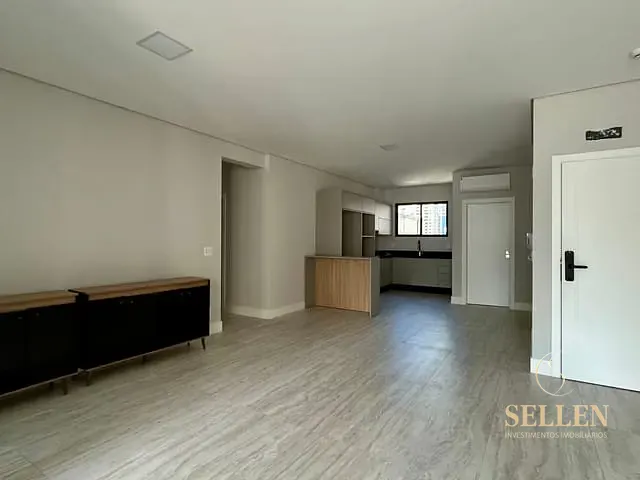 Apartamento 4 quartos e 5 banheiros, à venda, no bairro Pioneiros em Balneário Camboriú