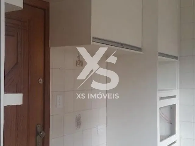 Apartamento com 100m² 3 quartos e 2 banheiros, à venda, no bairro São Francisco em Curitiba