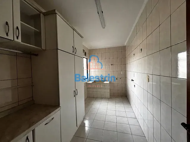 Apartamento com 150m² 3 quartos e 2 banheiros, para alugar, no bairro Centro em Fraiburgo