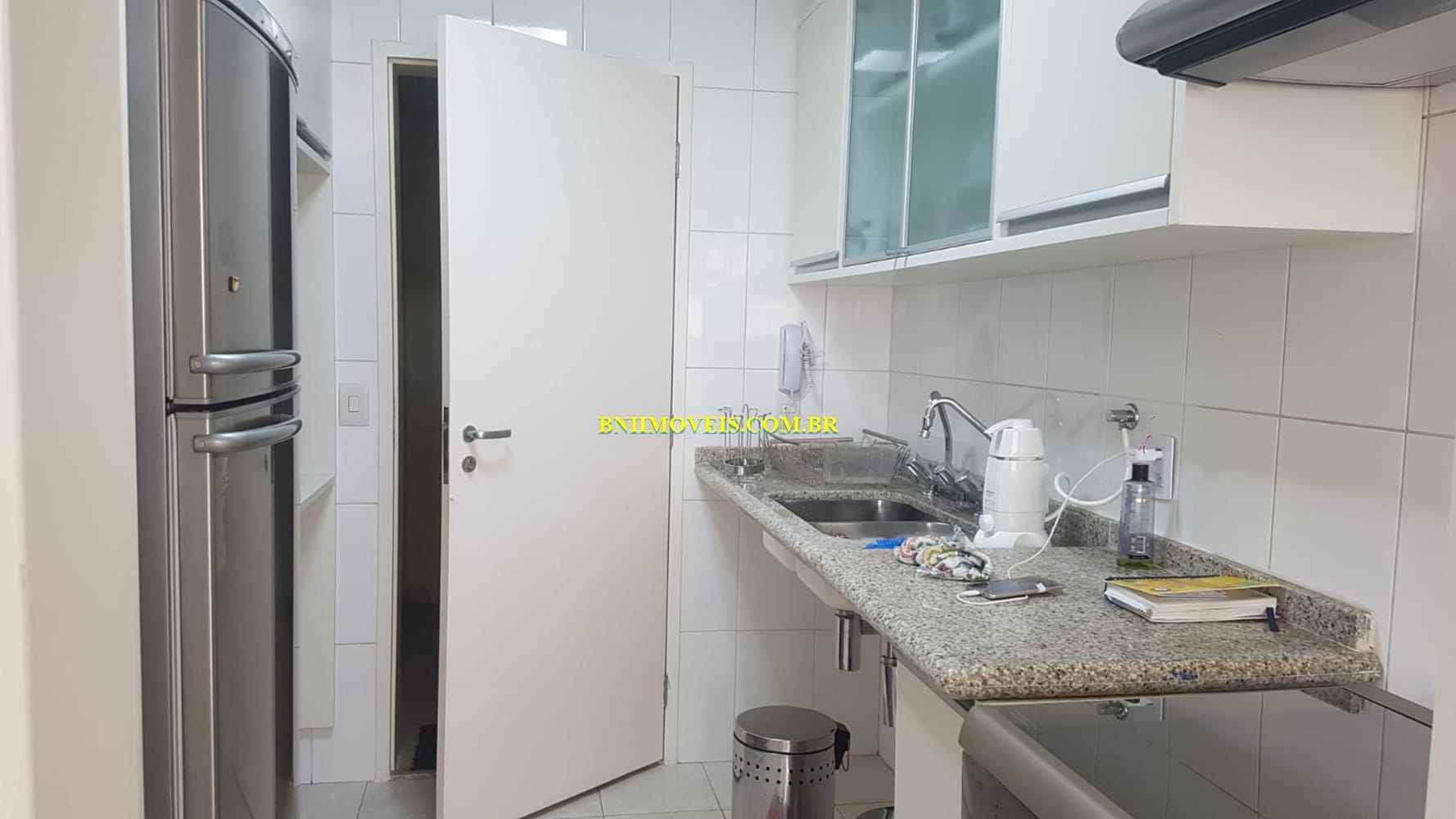 Apartamento para alugar com 3 quartos, 100m² - Foto 5