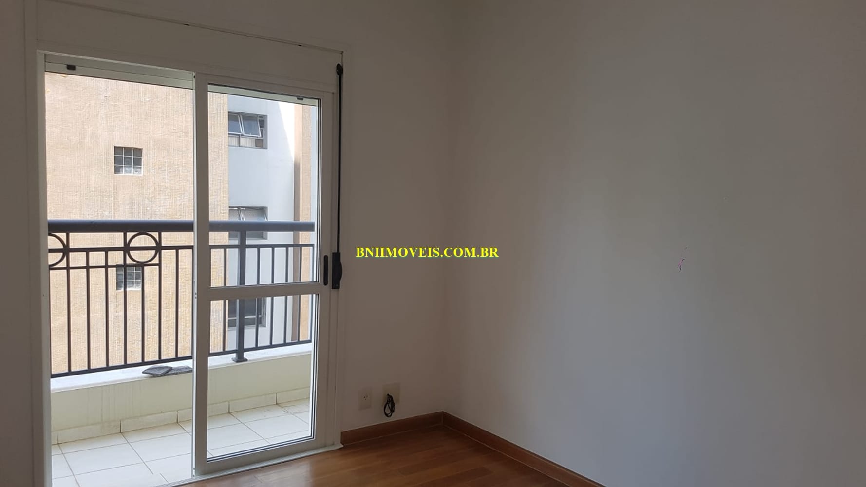 Apartamento para alugar com 3 quartos, 100m² - Foto 9