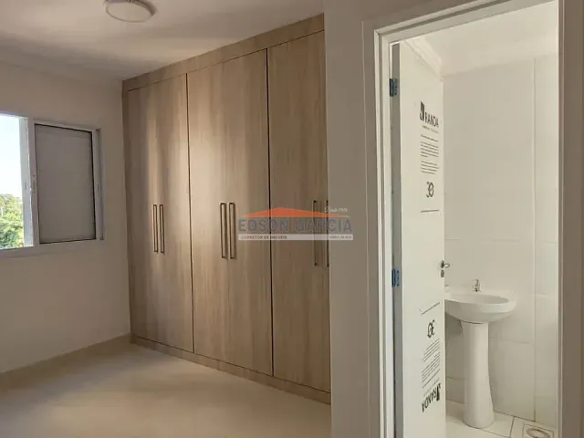 Apartamento 2 quartos e 2 banheiros, à venda, no bairro Caguassu em Sorocaba