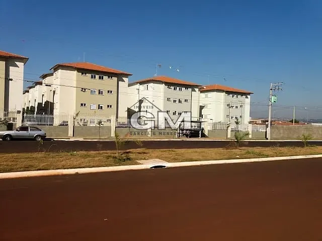 Apartamento 2 quartos e 1 banheiro, à venda, no bairro Quintino Facci II em Ribeirão Preto