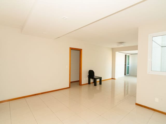 Apartamento 4 quartos e 4 banheiros, à venda, no bairro Jardim da Penha em Vitória
