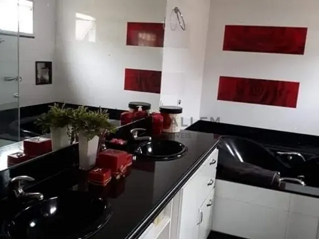 Apartamento com 263m² 4 quartos e 1 banheiro, à venda, no bairro Varginha em Itajubá