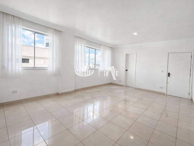 Apartamento com 150m² 3 quartos e 2 banheiros, à venda, no bairro Centro em Londrina