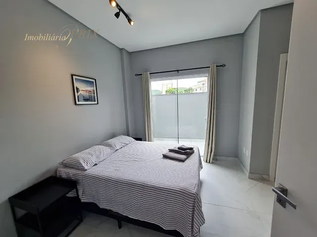 Apartamento com 95m² 2 quartos e 2 banheiros, à venda ou para alugar, no bairro São Francisco de Assis em Camboriú