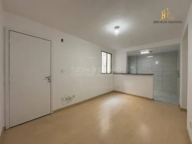 Apartamento com 44m² 2 quartos e 1 banheiro, à venda, no bairro Santa Cândida em Curitiba