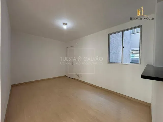 Apartamento com 44m² 2 quartos e 1 banheiro, à venda, no bairro Santa Cândida em Curitiba