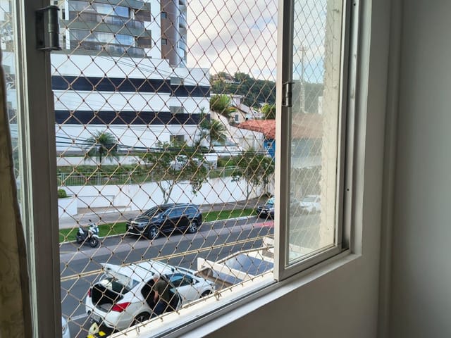 Apartamento 1 quarto e 1 banheiro, para alugar, no bairro Coqueiros em Florianópolis