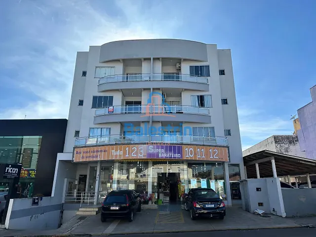 Apartamento 2 quartos e 1 banheiro, para alugar, no bairro Centro em Fraiburgo