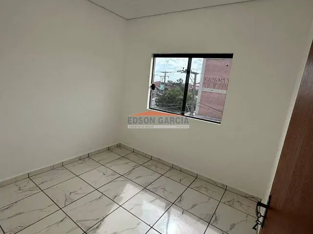 Apartamento 2 quartos e 1 banheiro, para alugar, no bairro Parque São Bento em Sorocaba