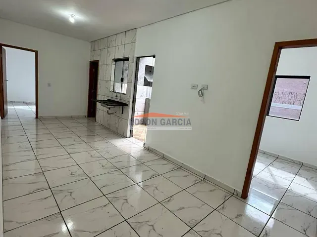 Apartamento 2 quartos e 1 banheiro, para alugar, no bairro Parque São Bento em Sorocaba