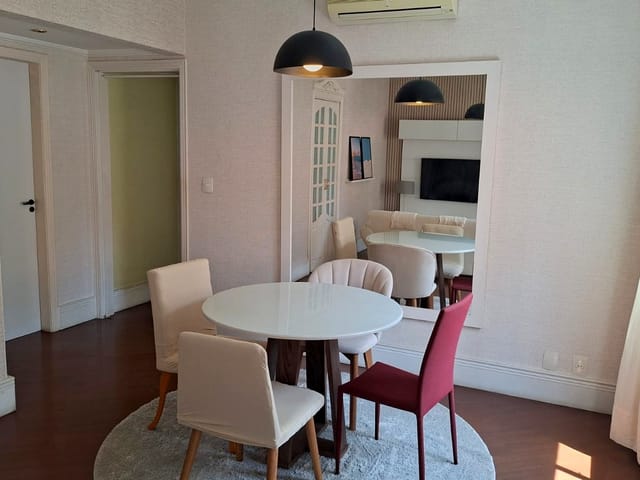 Apartamento com 103m² 2 quartos e 2 banheiros, para alugar, no bairro Cerqueira César em São Paulo