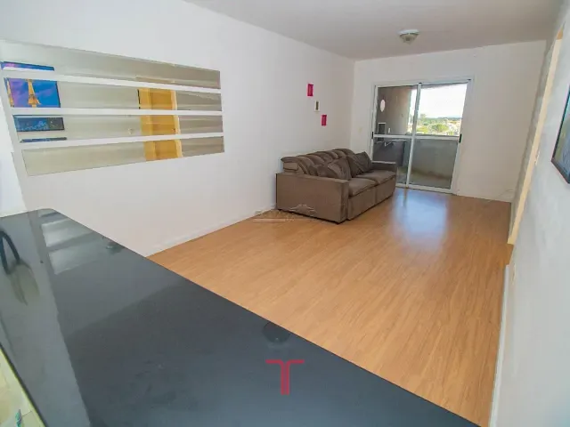 Apartamento 3 quartos e 1 banheiro, à venda, no bairro Capão Raso em Curitiba
