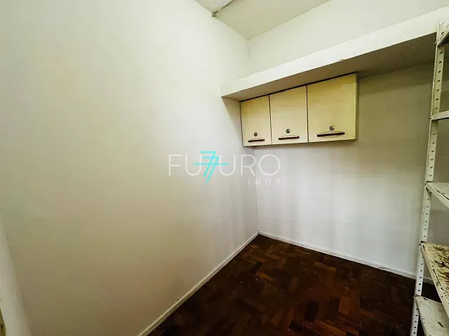 Apartamento 3 quartos e 2 banheiros, para alugar, no bairro Asa Sul em Brasília