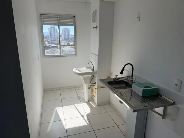 Apartamento com 36m² 2 quartos e 1 banheiro, para alugar, no bairro Vila das Bandeiras em Guarulhos