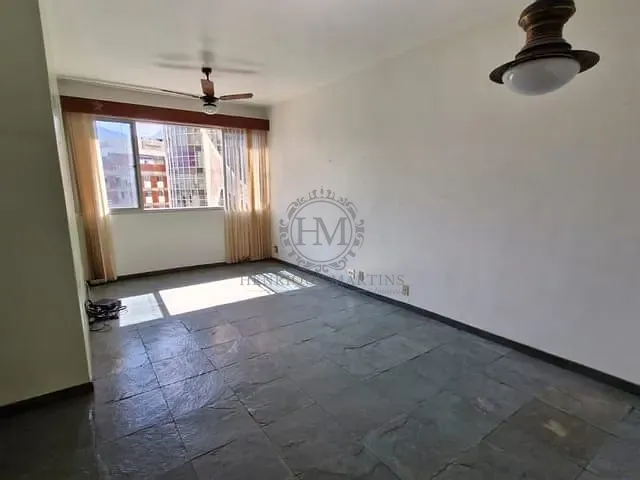 Apartamento 2 quartos e 2 banheiros, à venda, no bairro Lagoa em Rio de Janeiro
