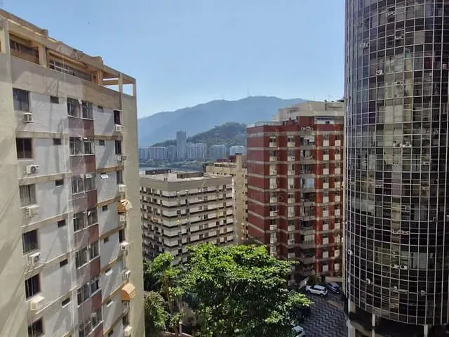 Apartamento 2 quartos e 2 banheiros, à venda, no bairro Lagoa em Rio de Janeiro