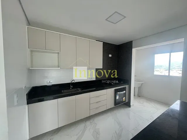 Apartamento 2 quartos e 1 banheiro, à venda, no bairro Indaiá em Caraguatatuba