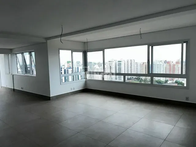 Apartamento com 244m² 3 quartos e 5 banheiros, à venda, no bairro Gleba Palhano em Londrina