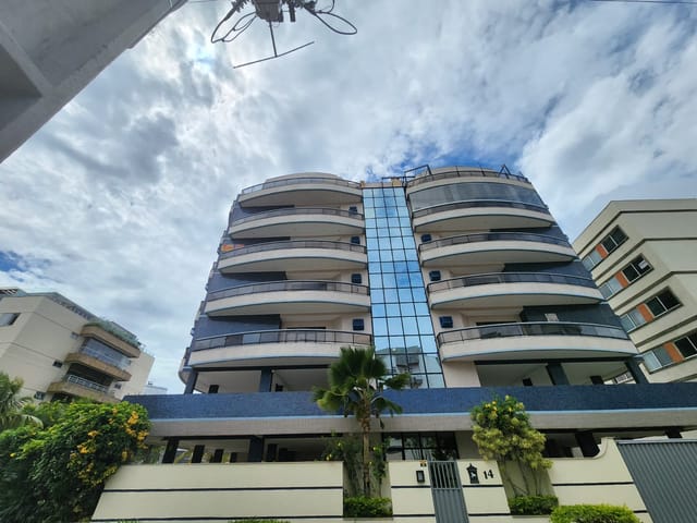 Apartamento com 150m² 3 quartos e 1 banheiro, para alugar, no bairro Algodoal em Cabo Frio
