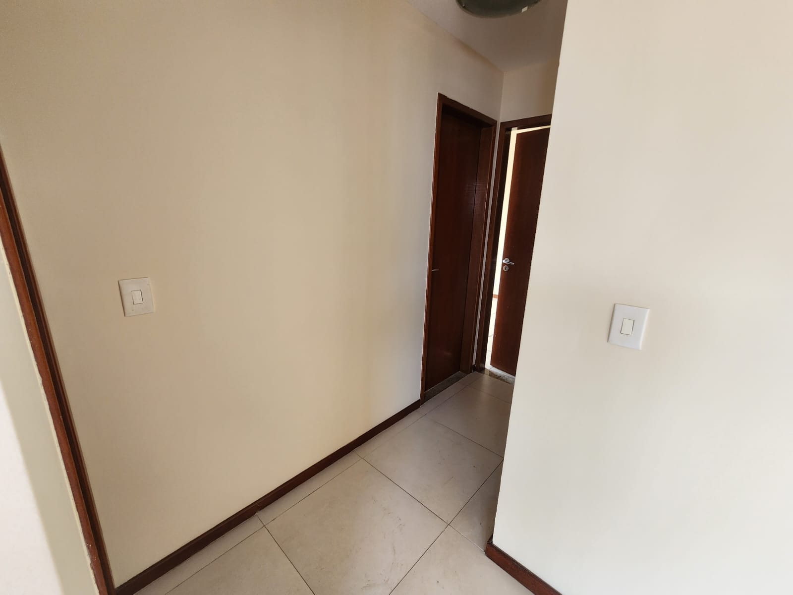 Apartamento para alugar com 3 quartos, 150m² - Foto 6