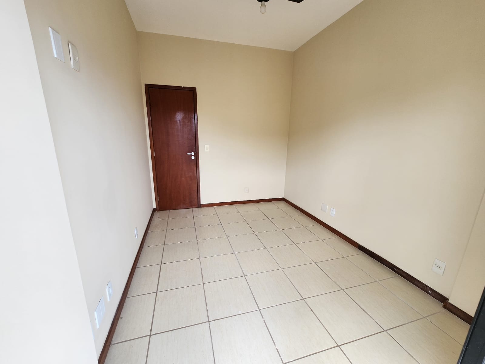 Apartamento para alugar com 3 quartos, 150m² - Foto 9