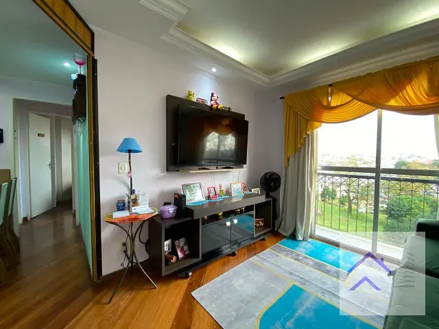Apartamento 2 quartos e 1 banheiro, à venda, no bairro Vila Carmosina em São Paulo