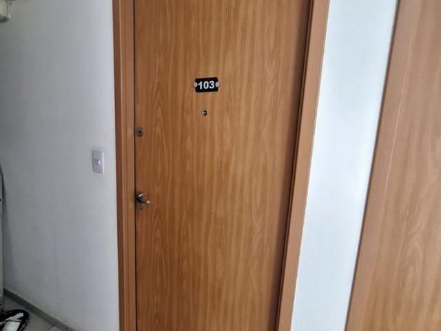 Apartamento 2 quartos e 1 banheiro, à venda, no bairro Barbosa Lage em Juiz de Fora