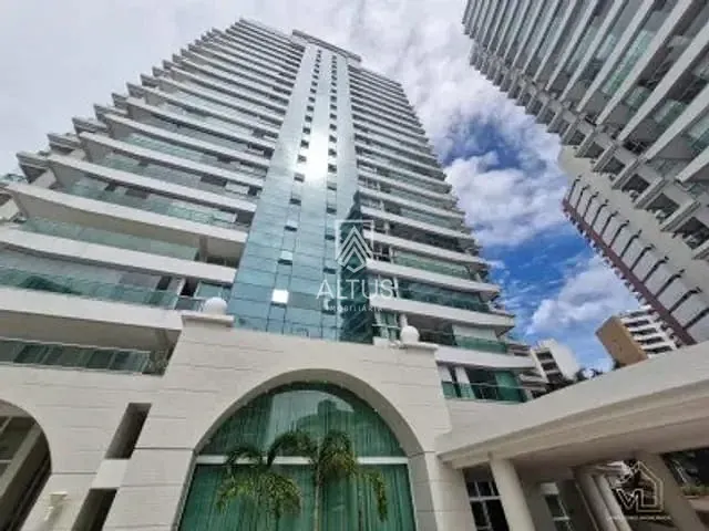 Apartamento 3 quartos e 6 banheiros, à venda, no bairro Barra em Salvador