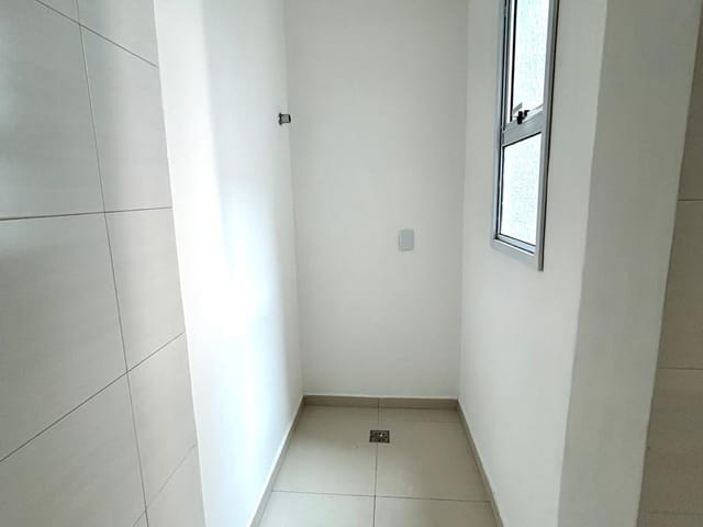 Apartamento 2 quartos e 1 banheiro, à venda, no bairro Parque das Nações em Santo André