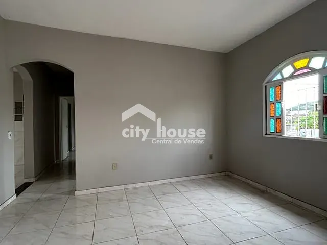 Apartamento 2 quartos e 2 banheiros, à venda, no bairro Cristóvão Colombo em Vila Velha