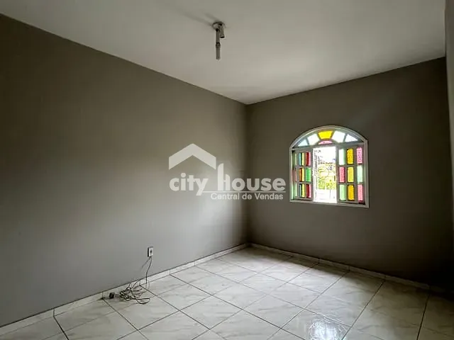 Apartamento 2 quartos e 2 banheiros, à venda, no bairro Cristóvão Colombo em Vila Velha