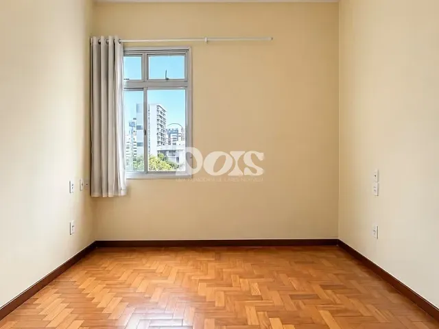 Apartamento 3 quartos e 2 banheiros, à venda, no bairro Santa Lúcia em Vitória