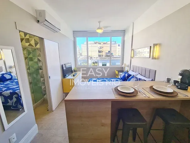 Apartamento com 20m² 1 quarto e 1 banheiro, para alugar, no bairro Copacabana em Rio de Janeiro