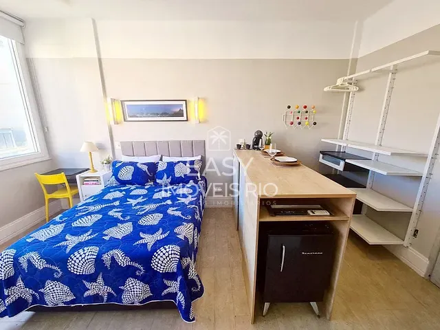 Apartamento com 20m² 1 quarto e 1 banheiro, para alugar, no bairro Copacabana em Rio de Janeiro