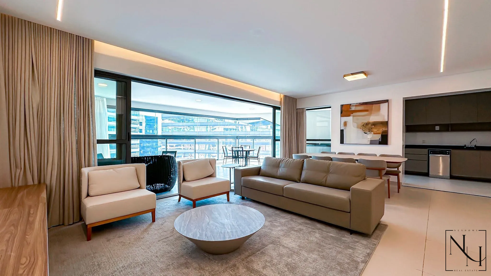 Apartamento, 3 quartos, 196 m² - Foto 2