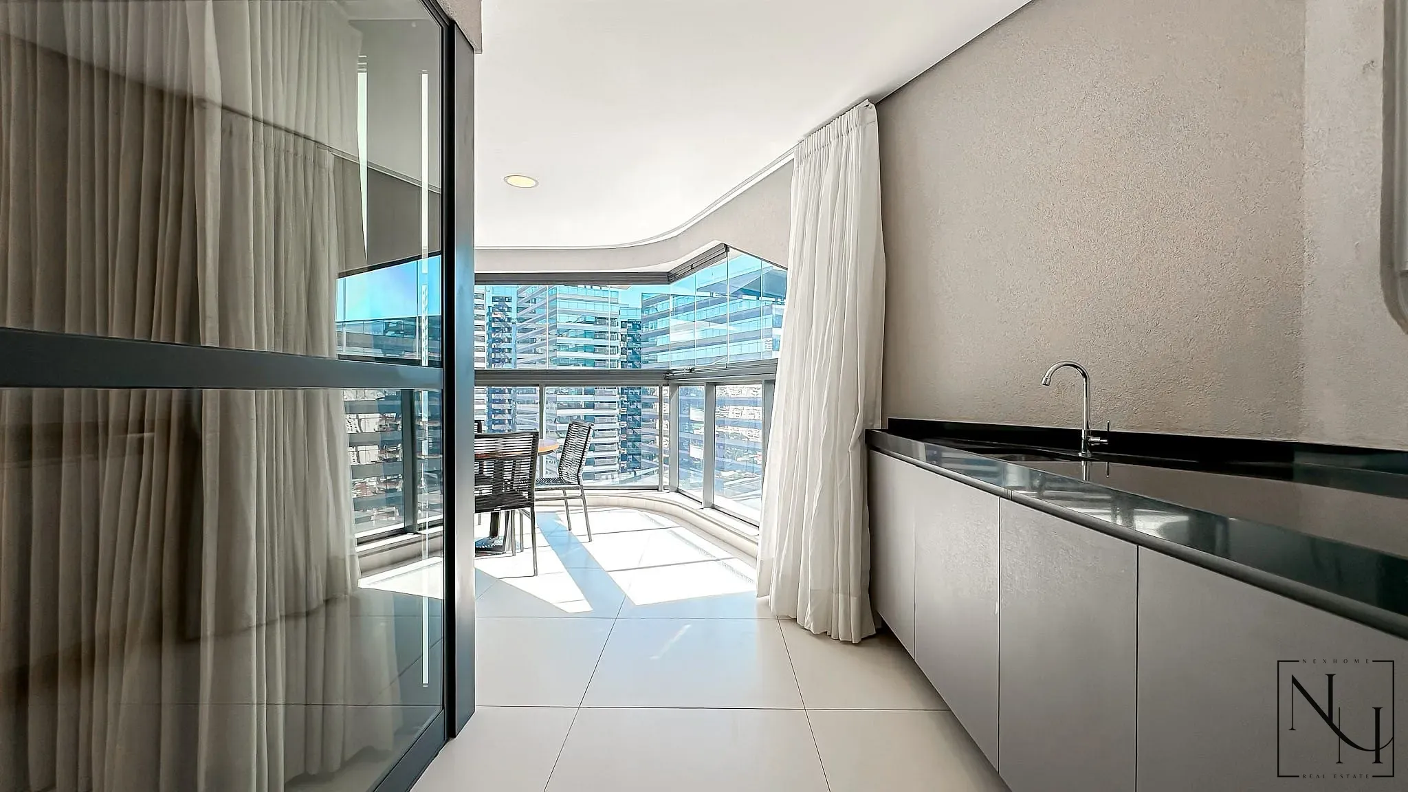 Apartamento, 3 quartos, 196 m² - Foto 12