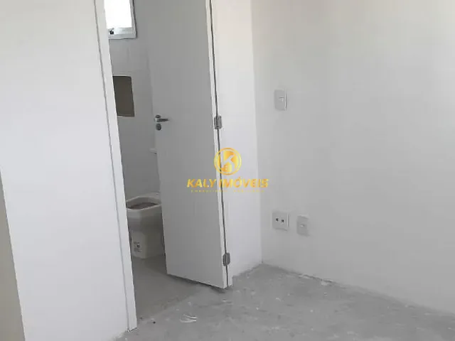 Apartamento 2 quartos e 1 banheiro, à venda, no bairro Jardim em Santo André