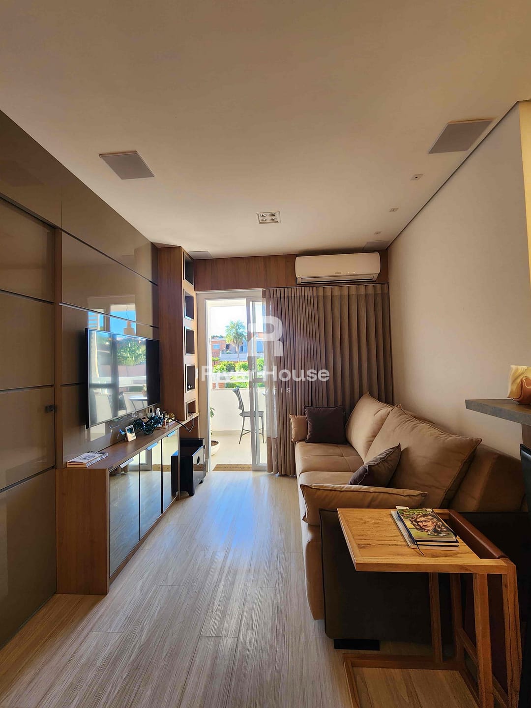 Apartamento à venda com 2 quartos, 65m² - Foto 10