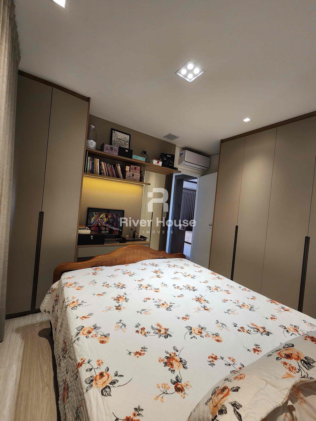 Apartamento à venda com 2 quartos, 65m² - Foto 21