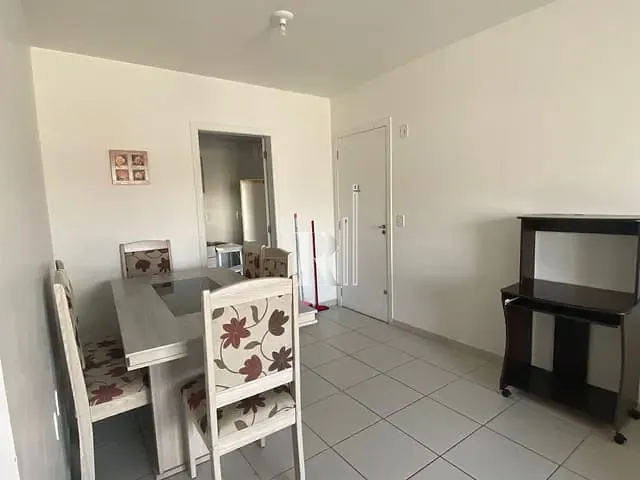 Apartamento 2 quartos e 1 banheiro, à venda, no bairro Areias em Tijucas