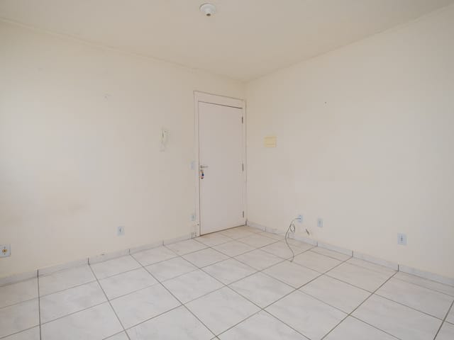 Apartamento com 53m² 2 quartos e 1 banheiro, para alugar, no bairro Fragata em Pelotas